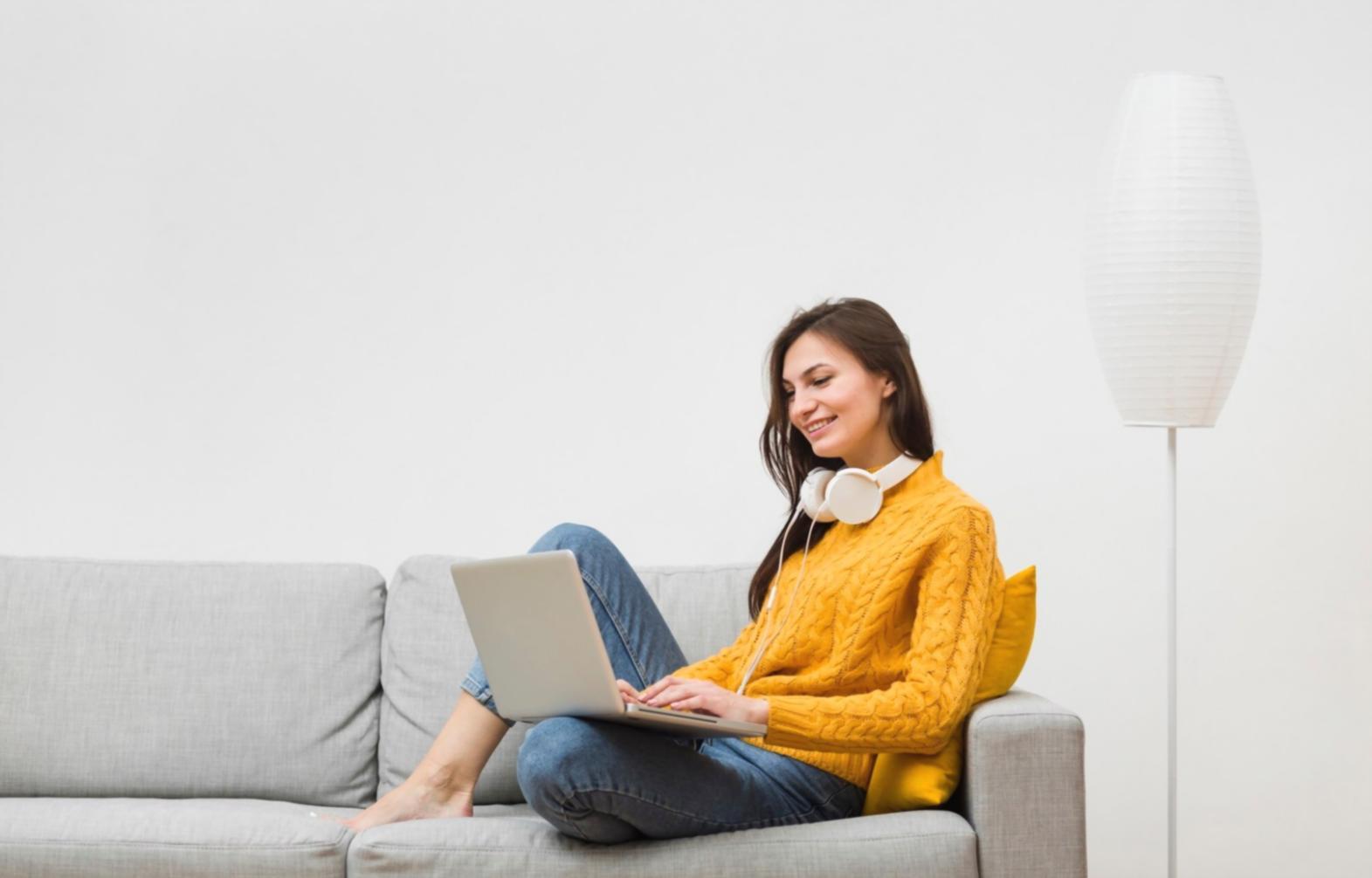 Participants engaged in realistic financial communication exercise